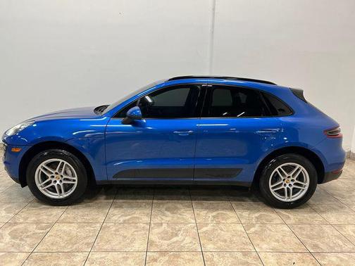 2017 Porsche Macan Base