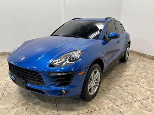 2017 Porsche Macan Base