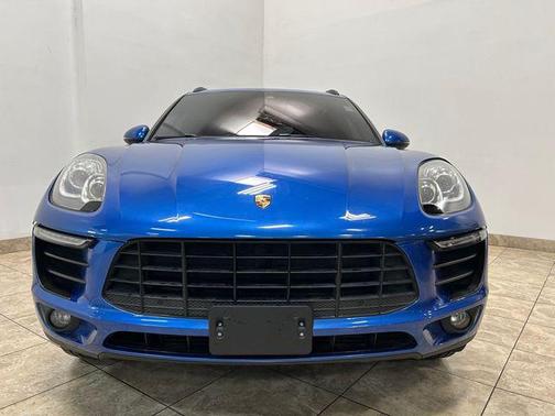 2017 Porsche Macan Base