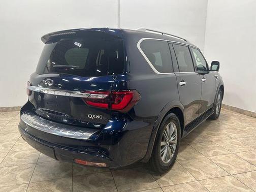 2021 INFINITI QX80 Luxe