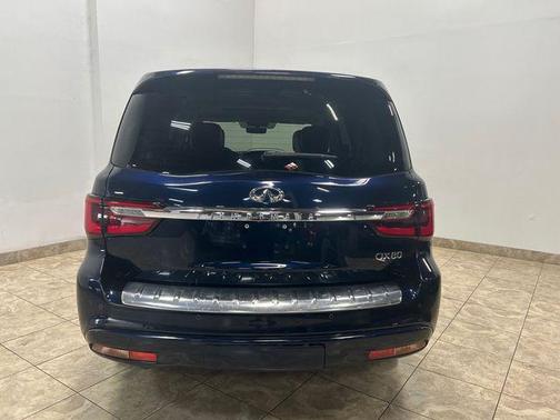 2021 INFINITI QX80 Luxe