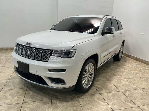 2017 Jeep Grand Cherokee Summit