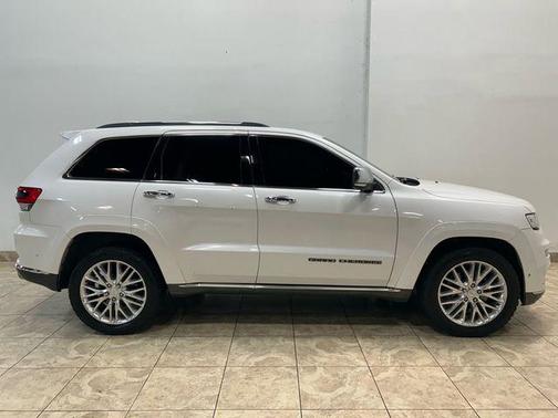 2017 Jeep Grand Cherokee Summit