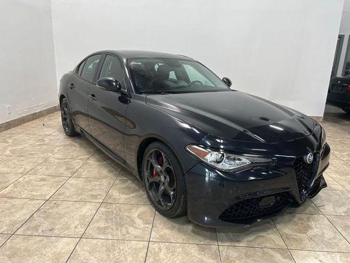 2017 Alfa Romeo Giulia Ti