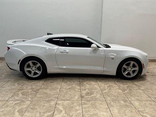 2017 Chevrolet Camaro 1LT
