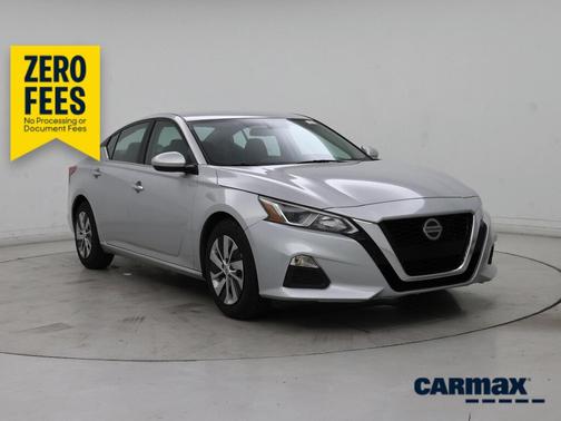 Silver 2019 Nissan Altima S