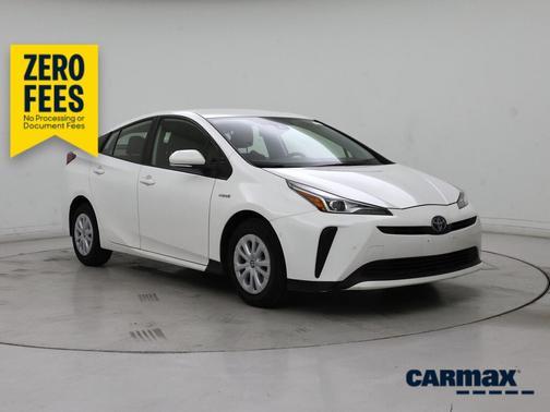 White 2022 Toyota Prius LE