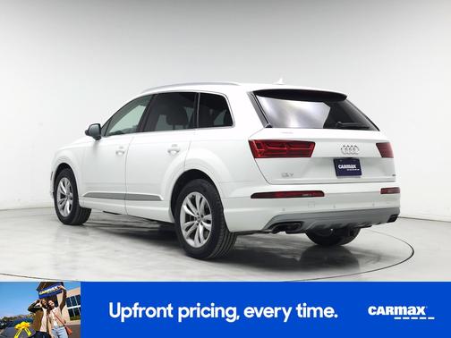 White 2019 Audi Q7 Premium