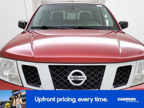 Red 2016 Nissan Frontier SV