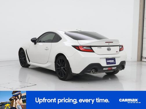 White 2025 Toyota GR86 Premium