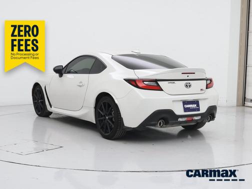 White 2025 Toyota GR86 Premium