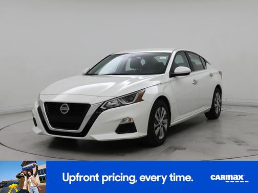White 2021 Nissan Altima S