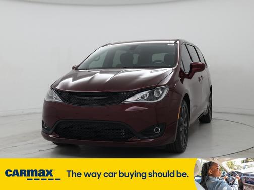 2020 Chrysler Pacifica Touring