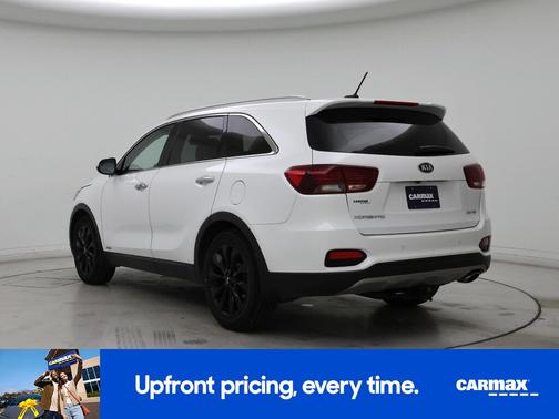 White 2020 Kia Sorento EX