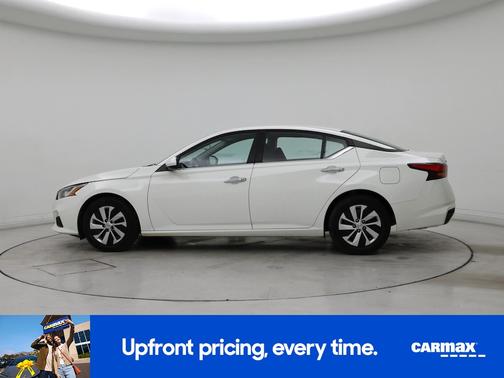 White 2021 Nissan Altima S