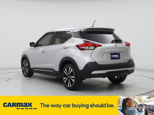 2020 Nissan Kicks SR