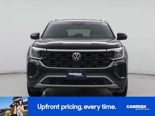 Black 2024 Volkswagen Atlas Cross Sport SE w/Tech