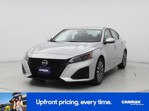 2023 Nissan Altima SV