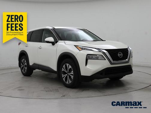White 2021 Nissan Rogue SV