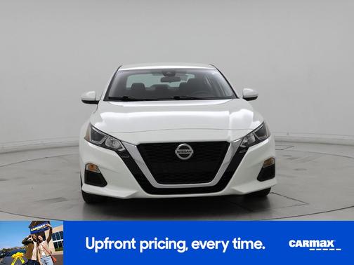 White 2021 Nissan Altima S