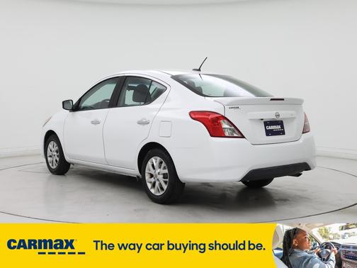 2018 Nissan Versa SV