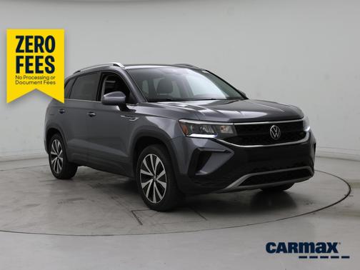 Gray 2023 Volkswagen Taos SE