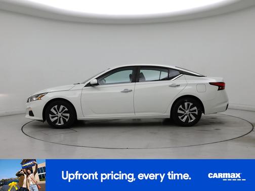 White 2021 Nissan Altima S