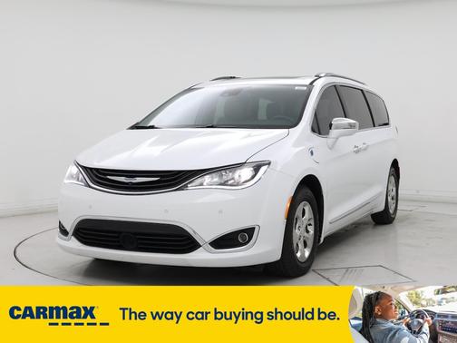 2018 Chrysler Pacifica Hybrid Limited