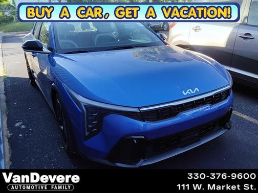 Wave Blue 2025 Kia K4 GT-Line