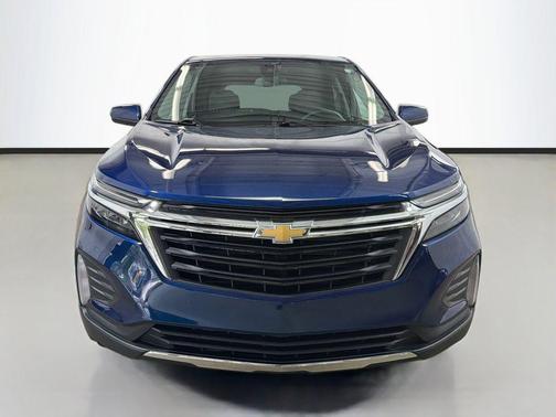 Blue Glow Metallic 2023 Chevrolet Equinox 1LT