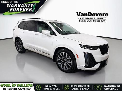 Crystal White Tricoat 2021 Cadillac XT6 Sport AWD