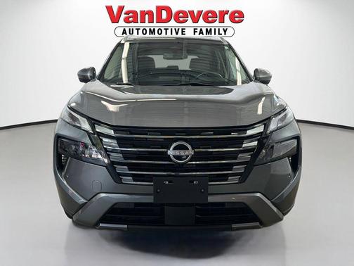 Gun Metallic 2024 Nissan Rogue SL