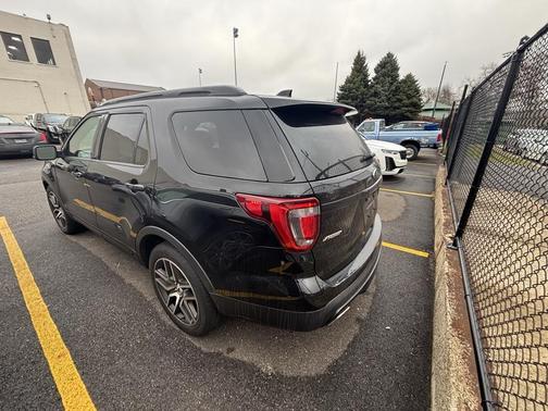 2016 Ford Explorer Sport