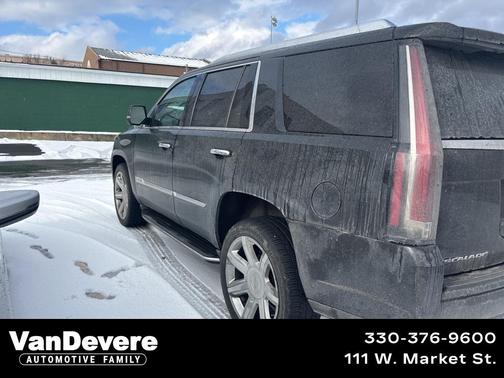 2016 Cadillac Escalade Luxury