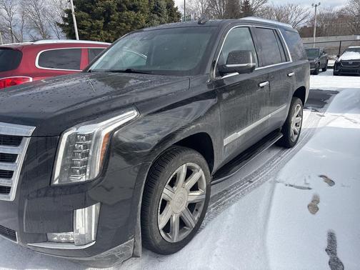 2016 Cadillac Escalade Luxury