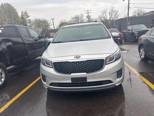 Bright Silver 2015 Kia Sedona LX