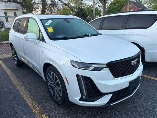 Crystal White Tricoat 2021 Cadillac XT6 Sport AWD