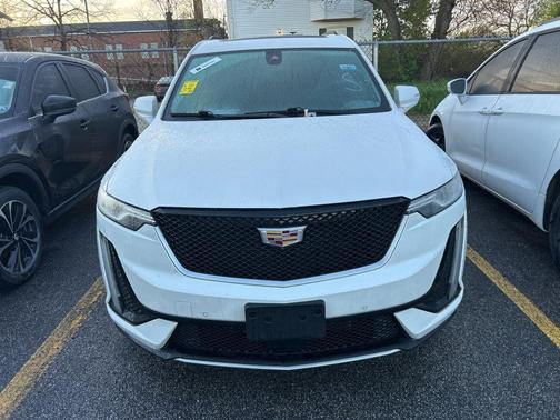 Crystal White Tricoat 2021 Cadillac XT6 Sport AWD
