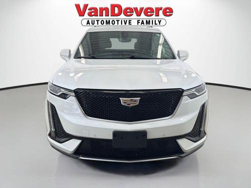 Crystal White Tricoat 2021 Cadillac XT6 Sport AWD