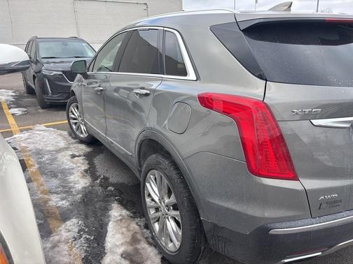 2018 Cadillac XT5 Platinum