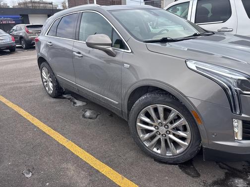 2018 Cadillac XT5 Platinum