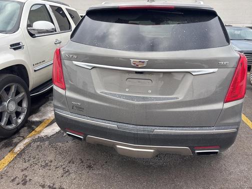 2018 Cadillac XT5 Platinum