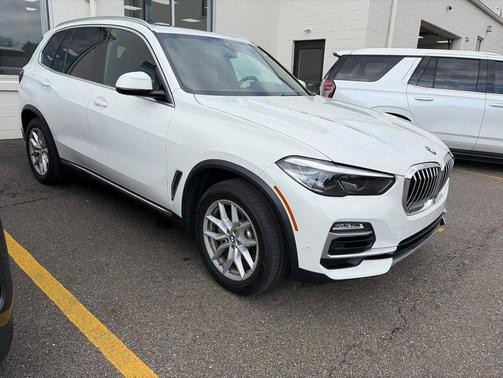 Alpine White 2019 BMW X5 xDrive40i