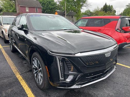 Stellar Black Metallic 2024 Cadillac LYRIQ Sport