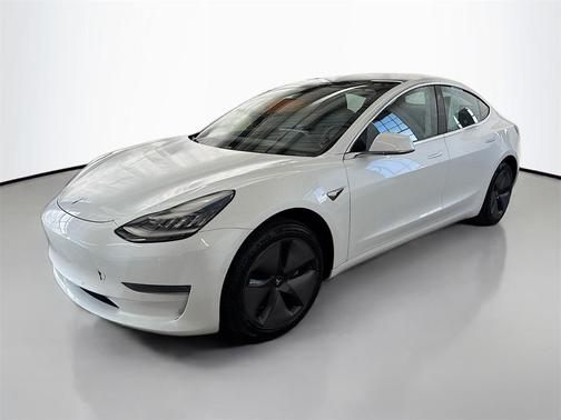2020 Tesla Model 3 Standard Range Plus