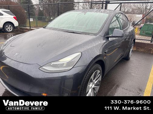 2024 Tesla Model Y Long Range Dual Motor All-Wheel Drive