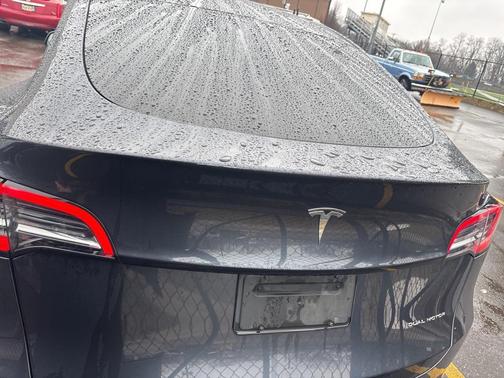 2024 Tesla Model Y Long Range Dual Motor All-Wheel Drive