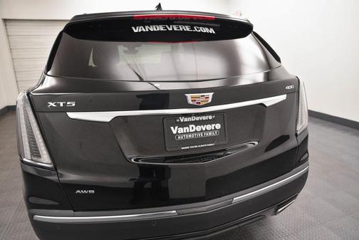 2023 Cadillac XT5 Sport