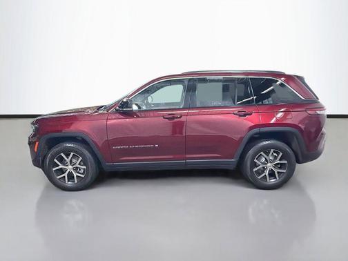 Velvet Red Pearlcoat 2023 Jeep Grand Cherokee Limited