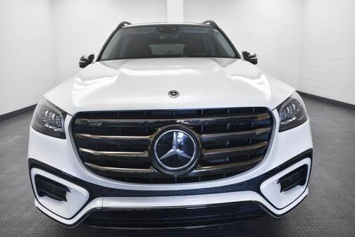 2024 Mercedes-Benz GLS 450 4MATIC